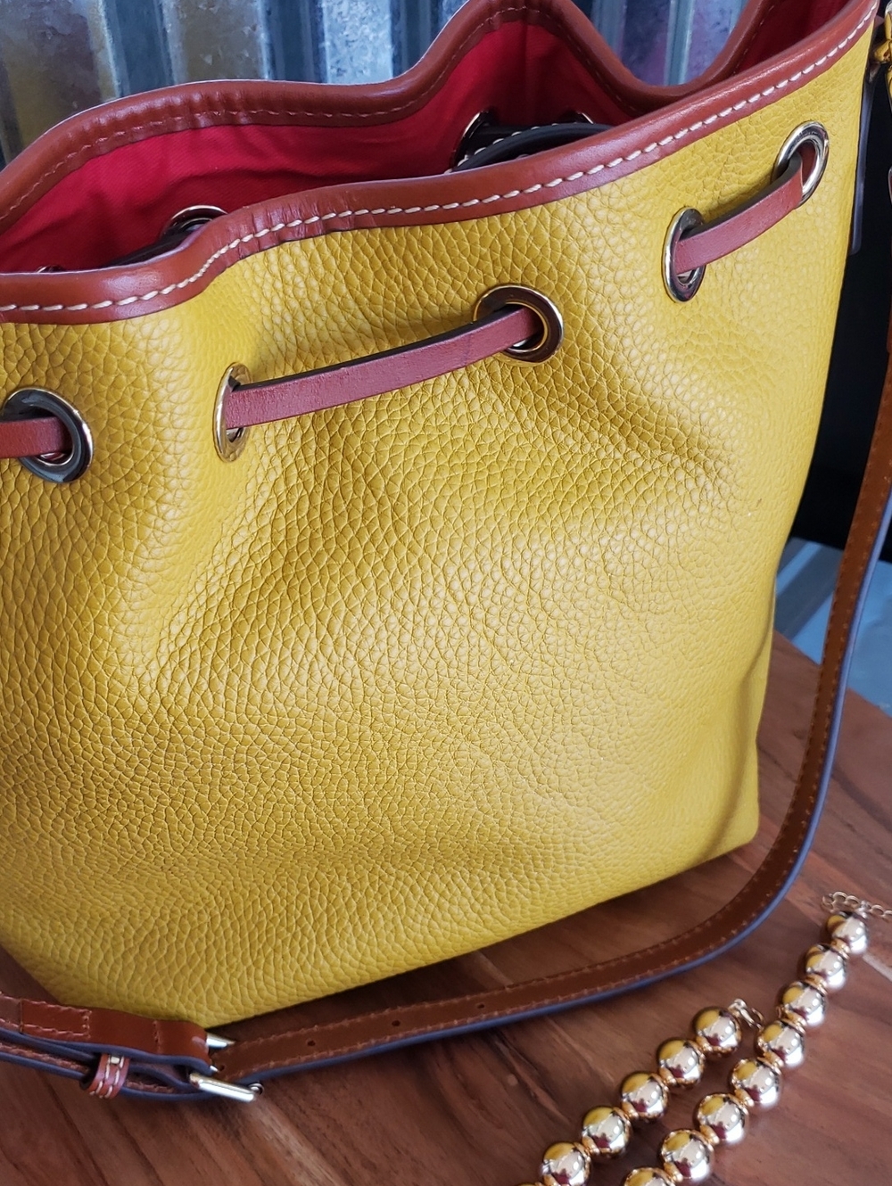 DOONEY AND BOURJE KENDALL Yellow Leather Drawstring Bucket Bag with Brown Trim - Picture 4 of 6